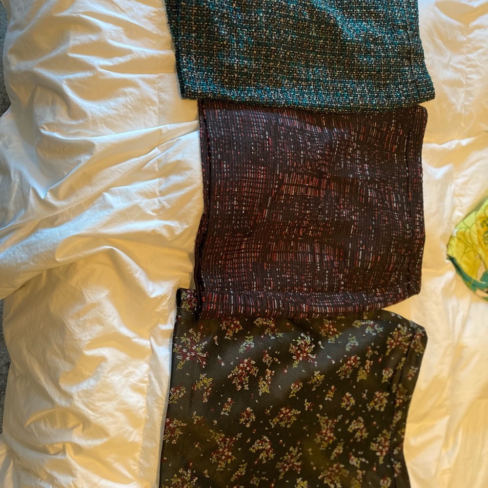 Loft size 2 skirts